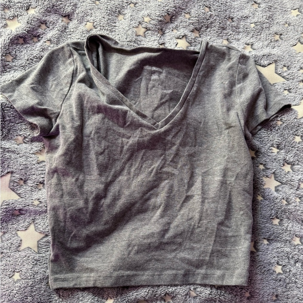 grey or green crop top